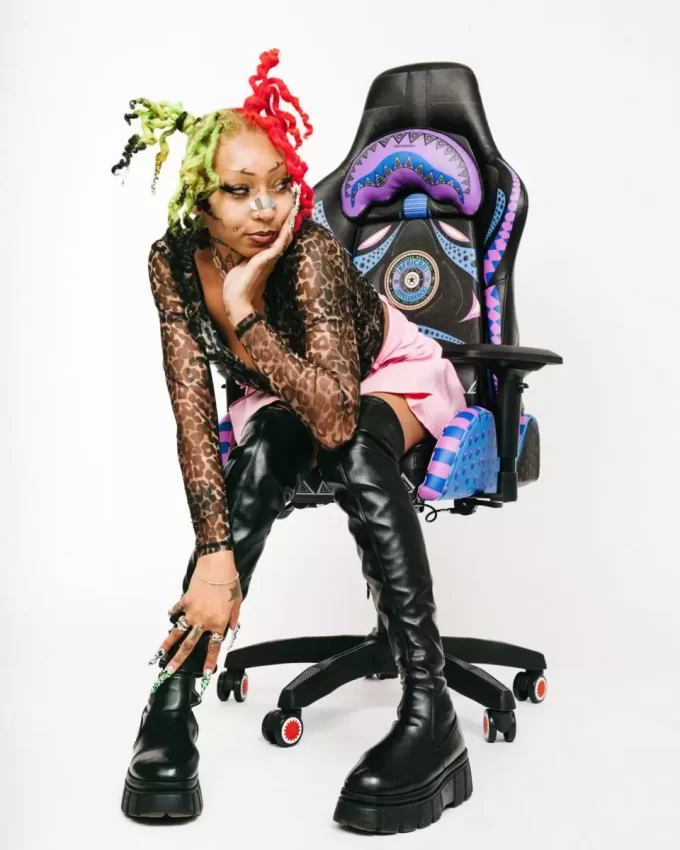 A.I. 12 BROOKLYN & BEYOND – SANDFLOWER COLLAB GAMING CHAIR A.I. 12 BROOKLYN & BEYOND – SANDFLOWER COLLAB GAMING CHAIR