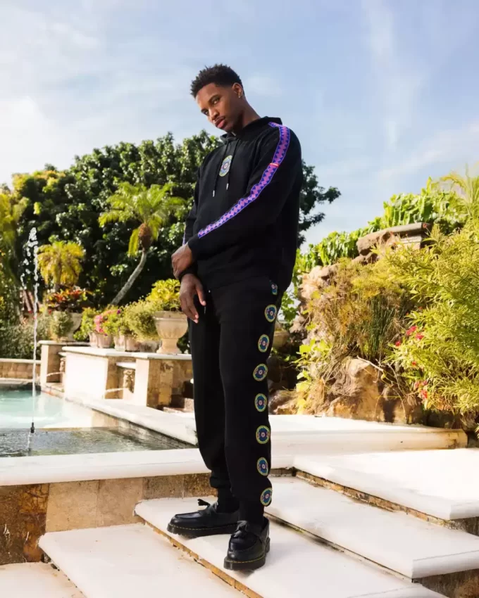 A.I. 12 BROOKLYN & BEYOND – SANDFLOWER COLLAB JOGGER A.I. 12 BROOKLYN & BEYOND – SANDFLOWER COLLAB JOGGER