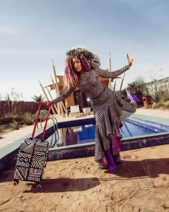 A.I.8 AFRICAN INTELLIGENCE – ORIGIN STORY SHARKNAUTICS HARDSHELL CARRY-ON LUGGAGE