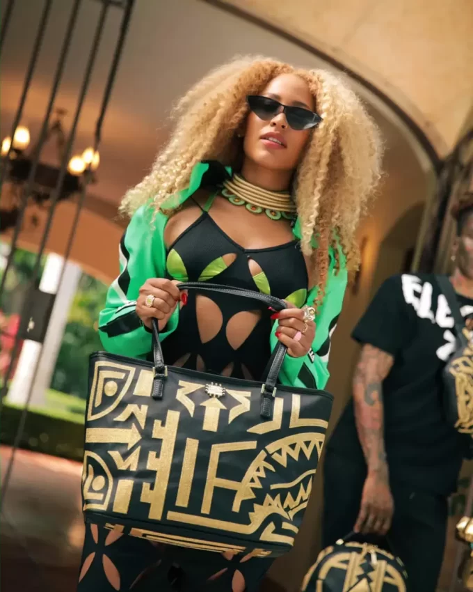 A.I.8 AFRICAN INTELLIGENCE PATH TO THE FUTURE II TOTE A.I.8 AFRICAN INTELLIGENCE PATH TO THE FUTURE II TOTE