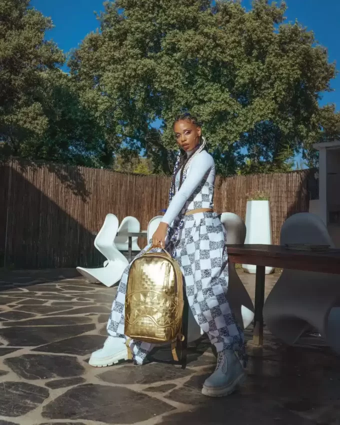 BRICKS ON BRICKS BACKPACK (DLXV) BRICKS ON BRICKS BACKPACK (DLXV)