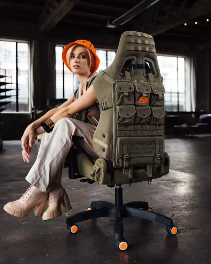 CALL OF DUTY READY FOR ACTION GAMING CHAIR CALL OF DUTY READY FOR ACTION GAMING CHAIR