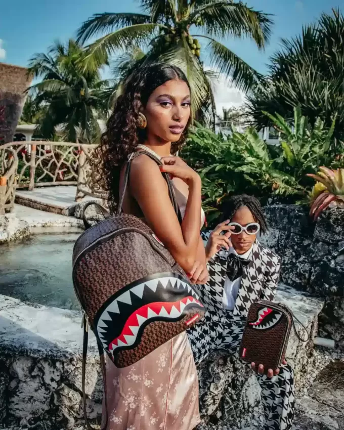 CASHIN CHECKS SAVAGE CASHIN CHECKS SAVAGE