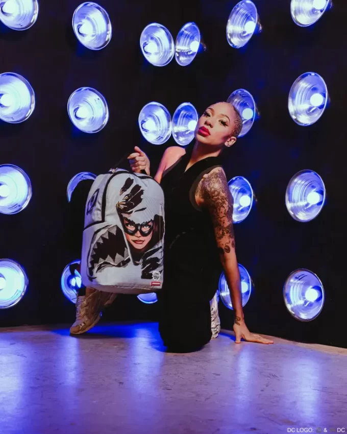 CATWOMAN INTO THE NIGHT BACKPACK CATWOMAN INTO THE NIGHT BACKPACK