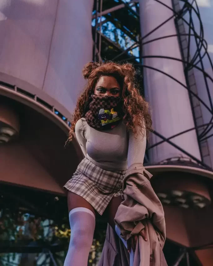 CHASE BANK NECK WARMER CHASE BANK NECK WARMER