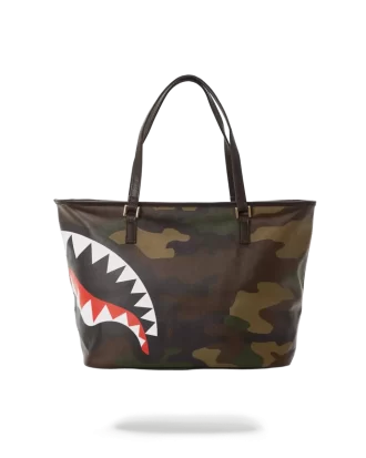 CHECKS IN CAMOFLAUGE TOTE CHECKS IN CAMOFLAUGE TOTE