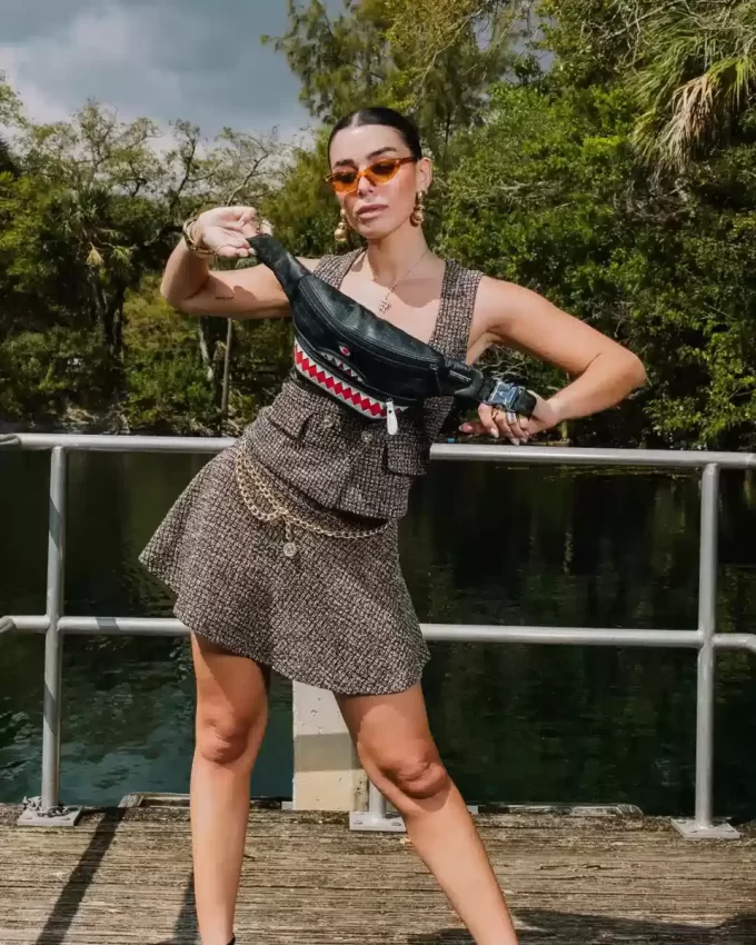 CUT AND PASTE SAVVY CROSSBODY CUT AND PASTE SAVVY CROSSBODY