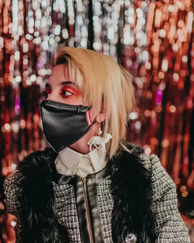 DAMAGE CONTROL STASH POCKET VEGAN LEATHER FACE MASK DAMAGE CONTROL STASH POCKET VEGAN LEATHER FACE MASK