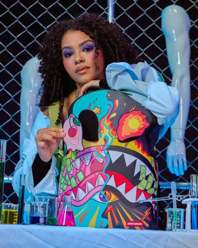 DAZED & SHARK DOUBLE LIFE (WITH REMOVABLE EYE PATCHES) DAZED & SHARK DOUBLE LIFE (WITH REMOVABLE EYE PATCHES)