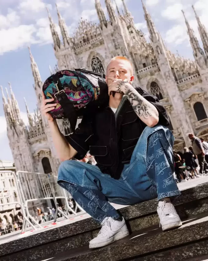 EMBROIDERED DRAGONS DUFFLE EMBROIDERED DRAGONS DUFFLE