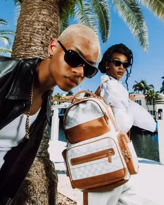 EXECUTIVE CLASS DLXV BACKPACK