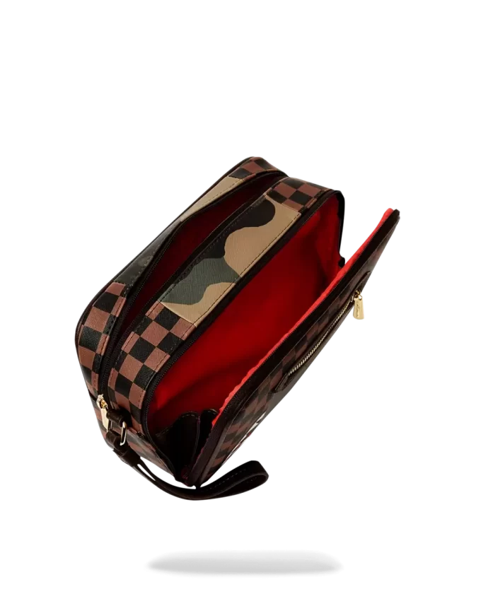 EXTERIOR GOLD ZIP POCKET SHARKS IN PARIS TOILETRY BRICKSIDE BAG EXTERIOR GOLD ZIP POCKET SHARKS IN PARIS TOILETRY BRICKSIDE BAG