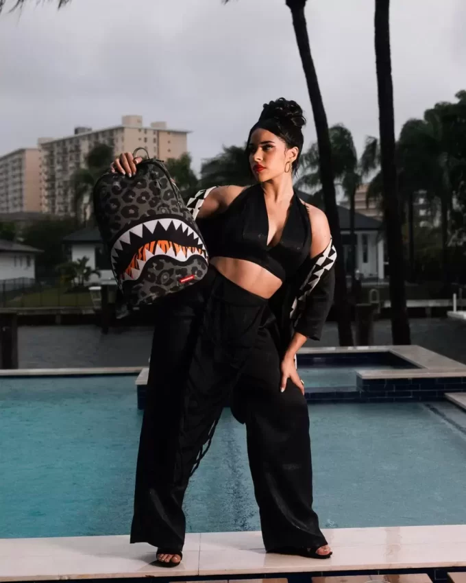 FEASTIN BEASTIN DLXSR BACKPACK FEASTIN BEASTIN DLXSR BACKPACK