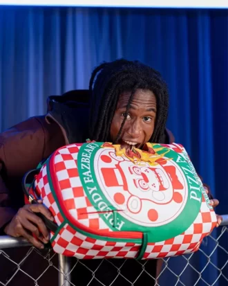 FIVE NIGHTS AT FREDDY’S PIZZA TAKEOUT