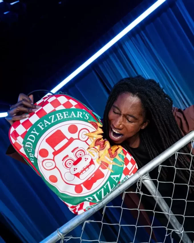 FIVE NIGHTS AT FREDDY’S PIZZA TAKEOUT FIVE NIGHTS AT FREDDY’S PIZZA TAKEOUT