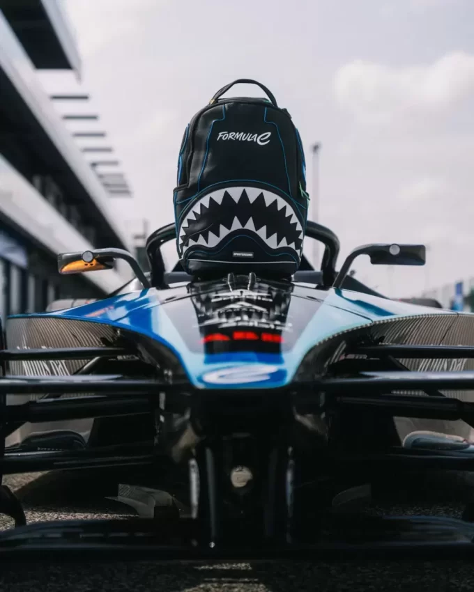 FORMULA-E GEN3 LED BACKPACK FORMULA-E GEN3 LED BACKPACK