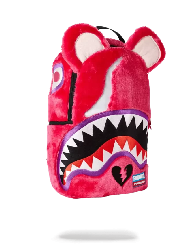 FORTNITE CUDDLE SHARK FORTNITE CUDDLE SHARK