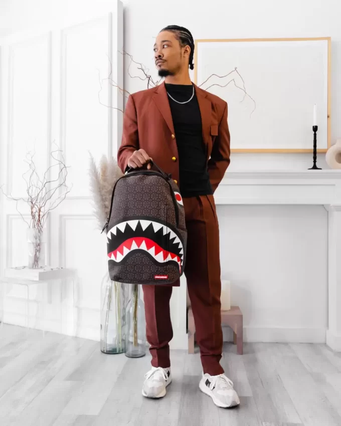 FRENZY SHARKS BACKPACK (DLXV) FRENZY SHARKS BACKPACK (DLXV)