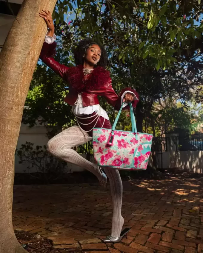 GARDEN DELIGHT TOTE GARDEN DELIGHT TOTE