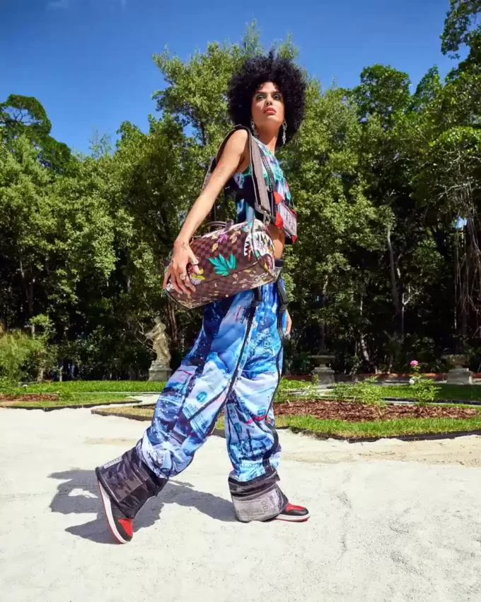 GARDEN OF SHARKS MINI DUFFLE GARDEN OF SHARKS MINI DUFFLE