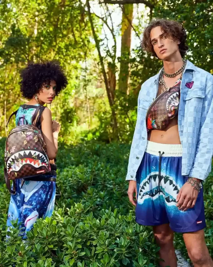 GARDEN OF SHARKS SAVVY CROSSBODY GARDEN OF SHARKS SAVVY CROSSBODY