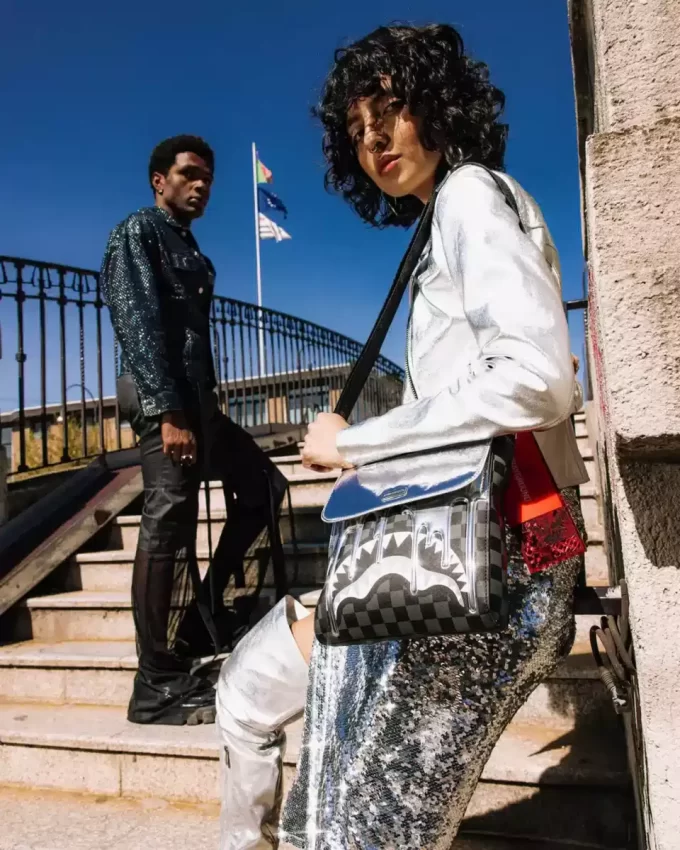 GHOST DRIP MESSENGER BAG GHOST DRIP MESSENGER BAG