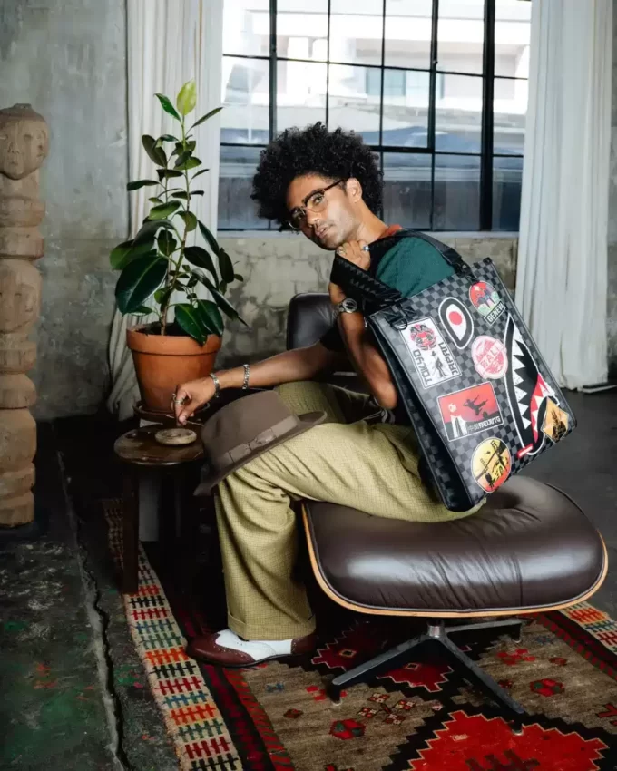 GLOBAL MOGUL UNLIMITED MILES LOFT TOTE GLOBAL MOGUL UNLIMITED MILES LOFT TOTE