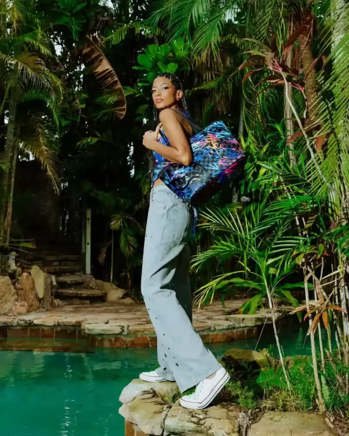 GLOW IN THE DARK CITY OF LIGHT TOTE GLOW IN THE DARK CITY OF LIGHT TOTE