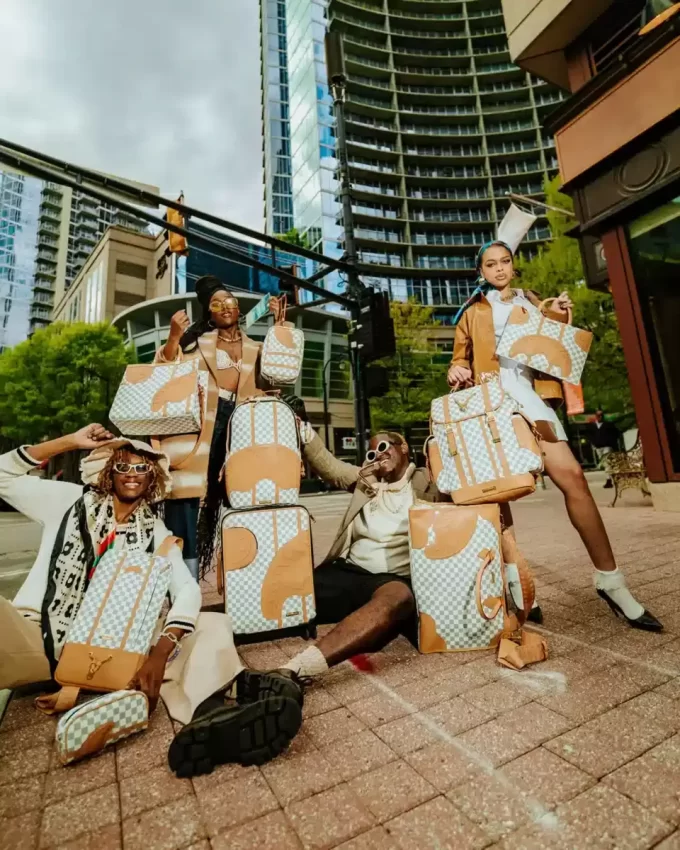 HENNY LATTE SOFT SHELL CARRY-ON LUGGAGE HENNY LATTE SOFT SHELL CARRY-ON LUGGAGE