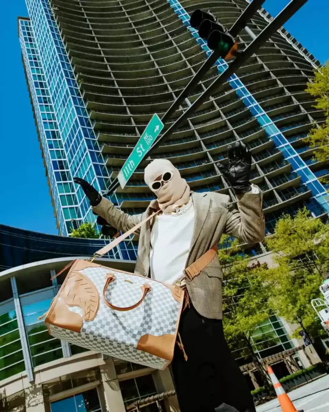 HENNY LATTE PYRAMID DUFFLE