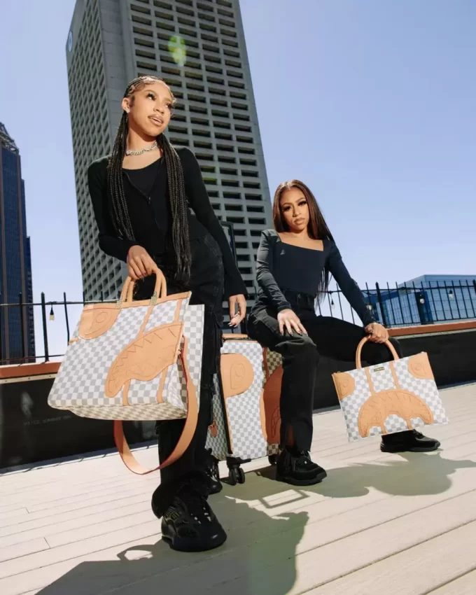 HENNY LATTE SOFT SHELL CARRY-ON LUGGAGE HENNY LATTE SOFT SHELL CARRY-ON LUGGAGE