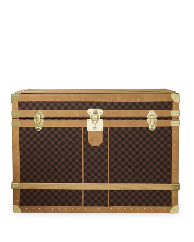 HENNYVILLE SHARKS IN PARIS TRUNK HENNYVILLE SHARKS IN PARIS TRUNK