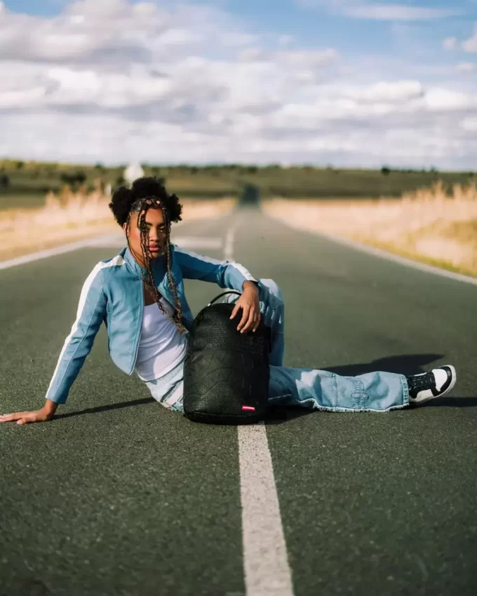 HYPERDIMENSIONAL BACKPACK HYPERDIMENSIONAL BACKPACK