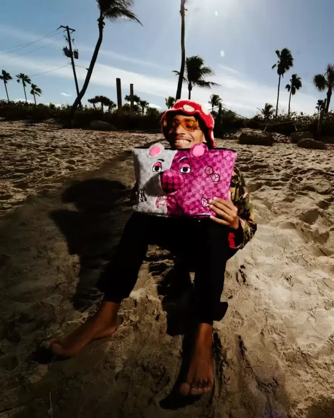 I’VE GOT OPTIONS MONEYBEAR TOTE I’VE GOT OPTIONS MONEYBEAR TOTE