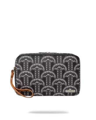 ILLUCHAINS TOILETRY BAG