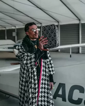 ILLUCHAINS TOILETRY BAG