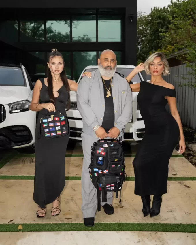 JAMES FIRST CLASS GLOBAL FLAGS SNACKPACK JAMES FIRST CLASS GLOBAL FLAGS SNACKPACK