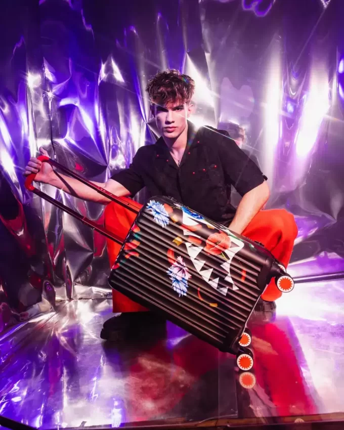 JARDIN D’EDEN HARDSHELL CARRY-ON LUGGAGE JARDIN D’EDEN HARDSHELL CARRY-ON LUGGAGE