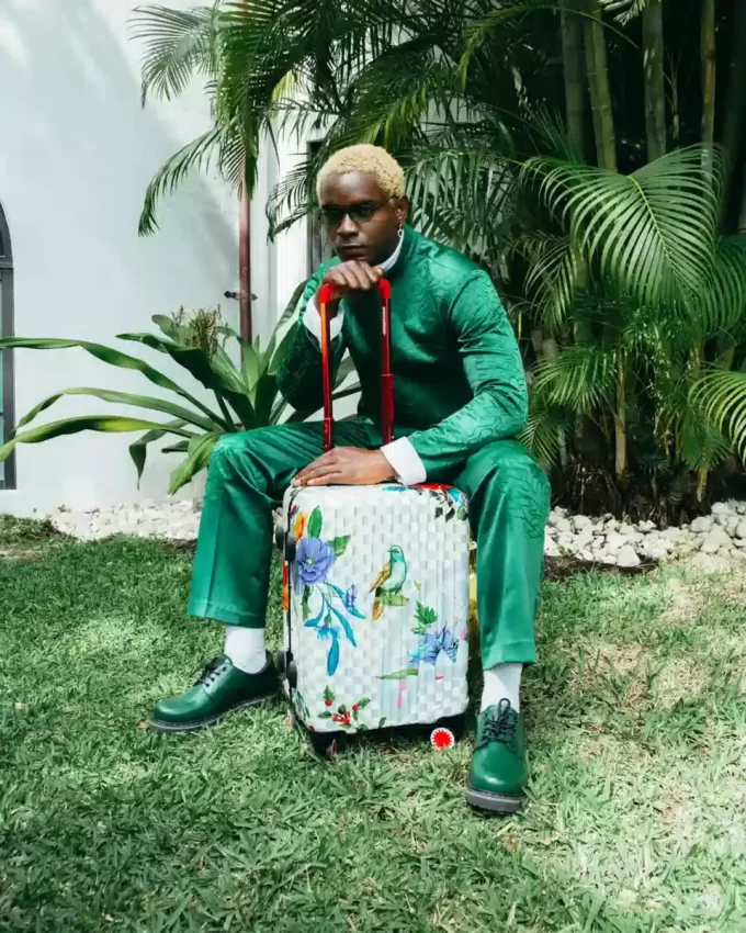 JARDIN DU PALAIS SHARKNAUTICS HARDSHELL CARRY-ON LUGGAGE JARDIN DU PALAIS SHARKNAUTICS HARDSHELL CARRY-ON LUGGAGE