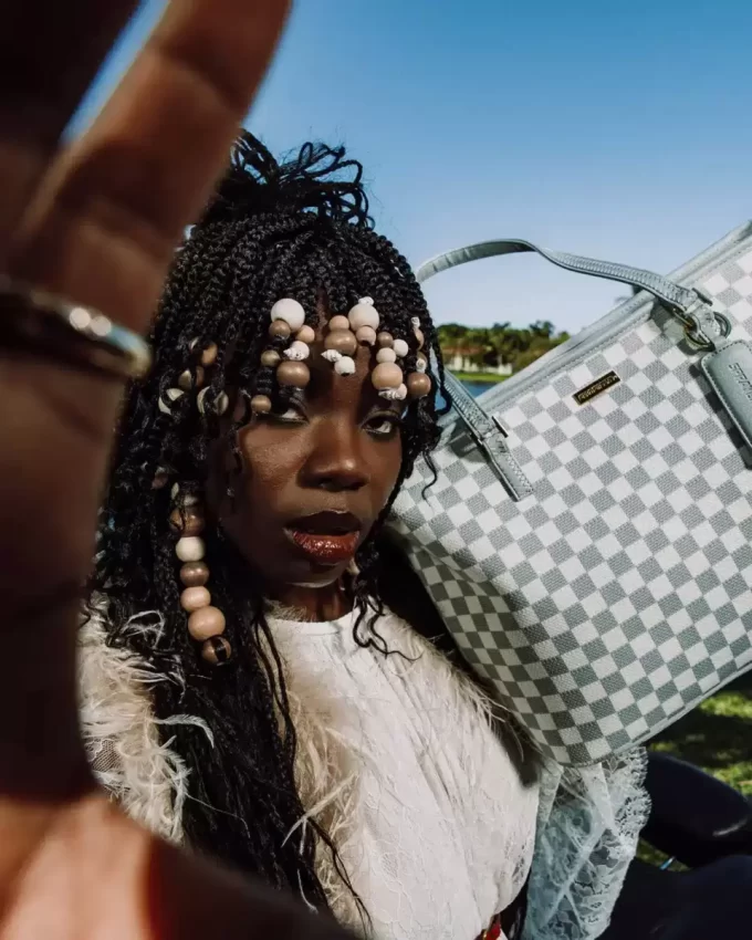 KNIT SHARKS IN PARIS IN CREAM TOTE KNIT SHARKS IN PARIS IN CREAM TOTE