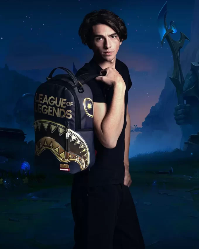 LEAGUE OF LEGENDS SHARK BACKPACK (DLXV) LEAGUE OF LEGENDS SHARK BACKPACK (DLXV)