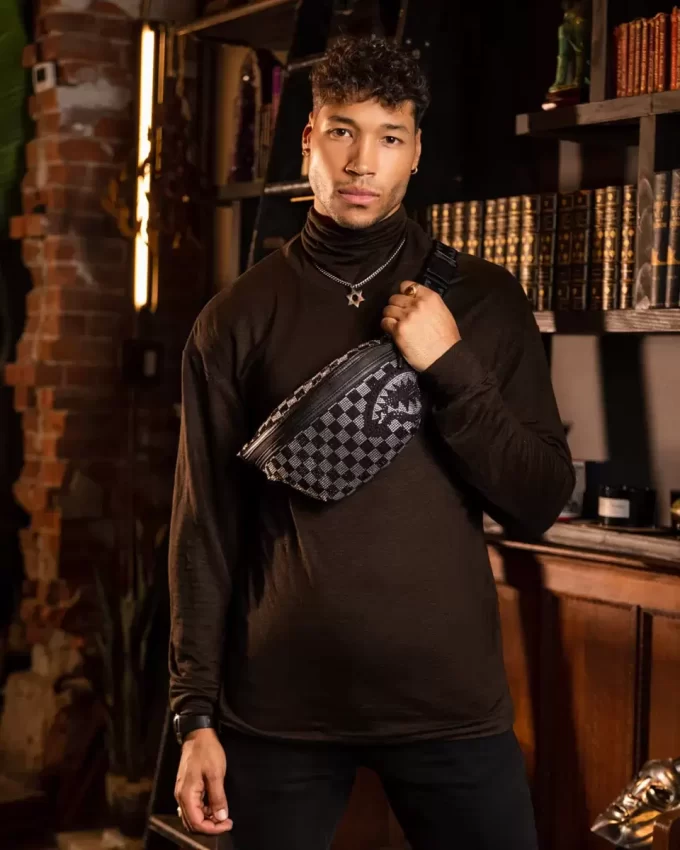 LIGHT YEARS AHEAD SAVVY CROSSBODY LIGHT YEARS AHEAD SAVVY CROSSBODY