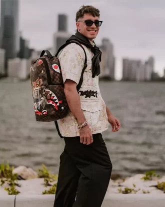 MADAGASCAR ROLLIN THRU DLXSV BACKPACK