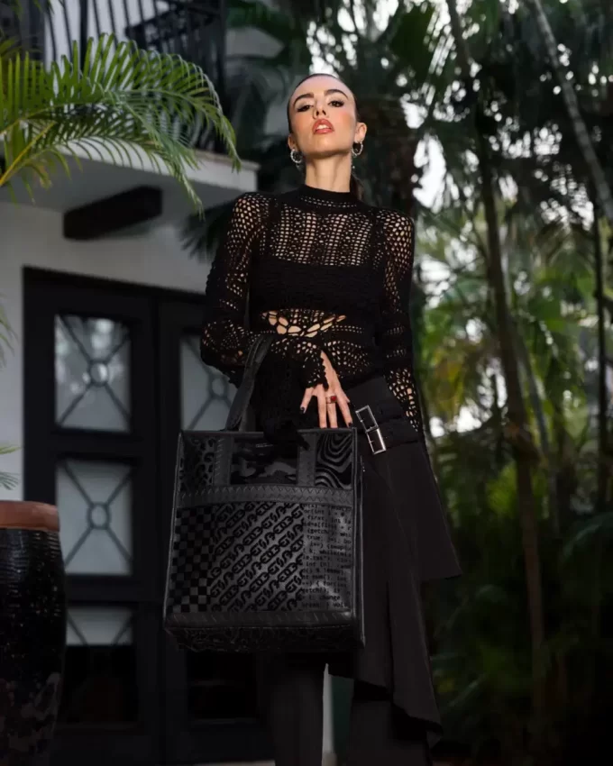 NEMESIS HUNT DUFFLE CARRY-ON BAG NEMESIS HUNT DUFFLE CARRY-ON BAG