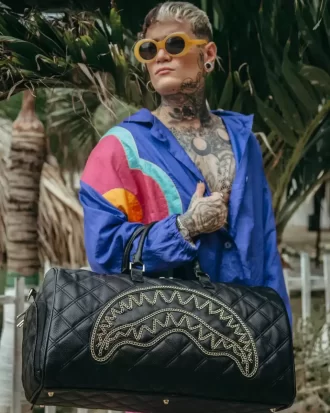 NOIR QUILT GOLD CHAIN SHARK DUFFLE