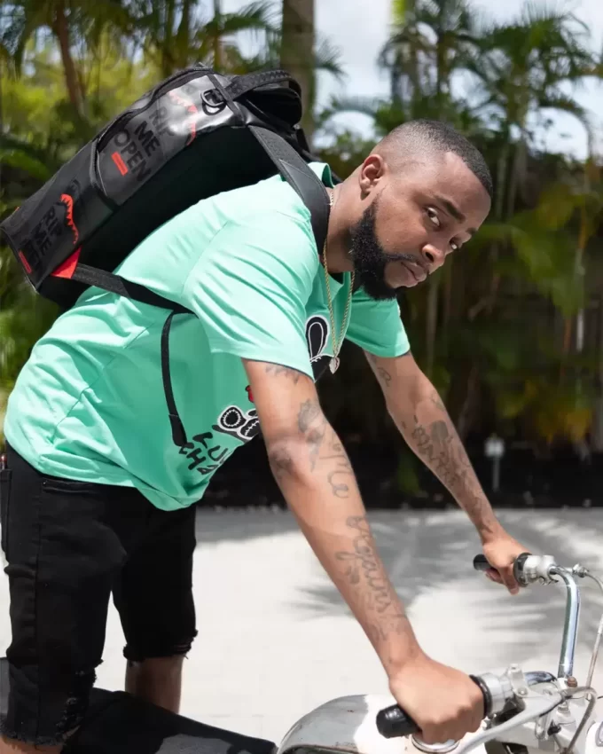 RIP ME OPEN BACKPACK (FROSTED TRANSPARENT) RIP ME OPEN BACKPACK (FROSTED TRANSPARENT)