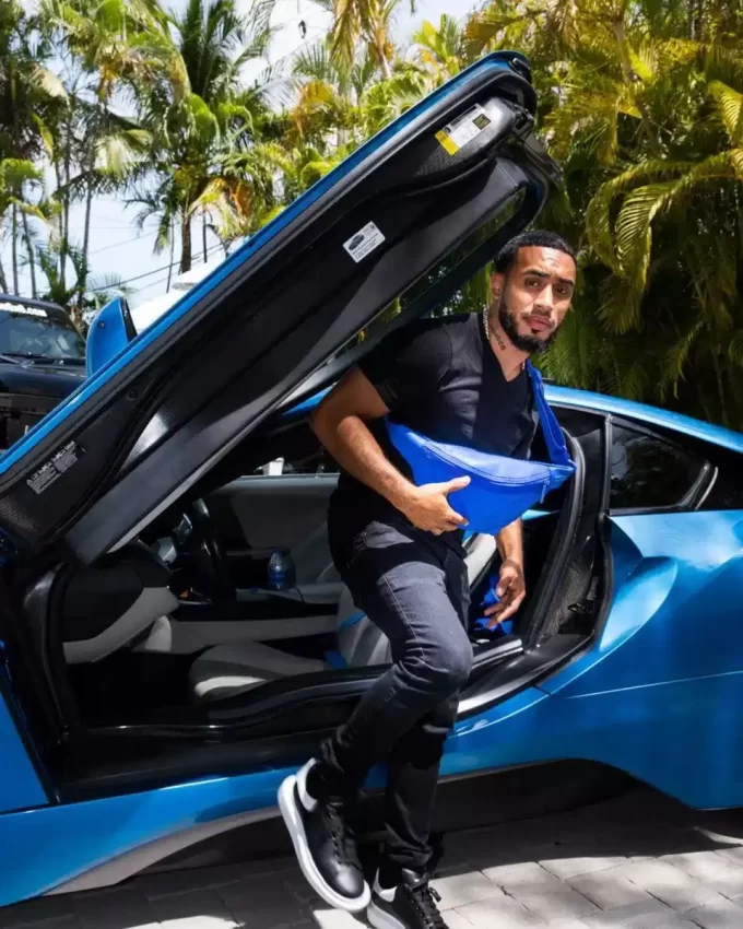 RIVIERA SAVVY CROSSBODY RIVIERA SAVVY CROSSBODY