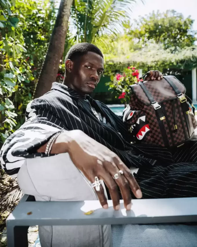 SAWTOOTH SHARKS IN PARIS MONTE CARLO SAWTOOTH SHARKS IN PARIS MONTE CARLO