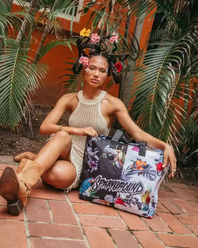 SHADOW FLIGHT BEACH TOTE SHADOW FLIGHT BEACH TOTE