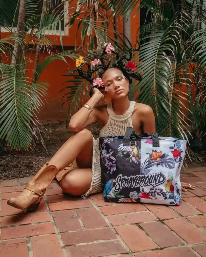 SHADOW FLIGHT BEACH TOTE SHADOW FLIGHT BEACH TOTE